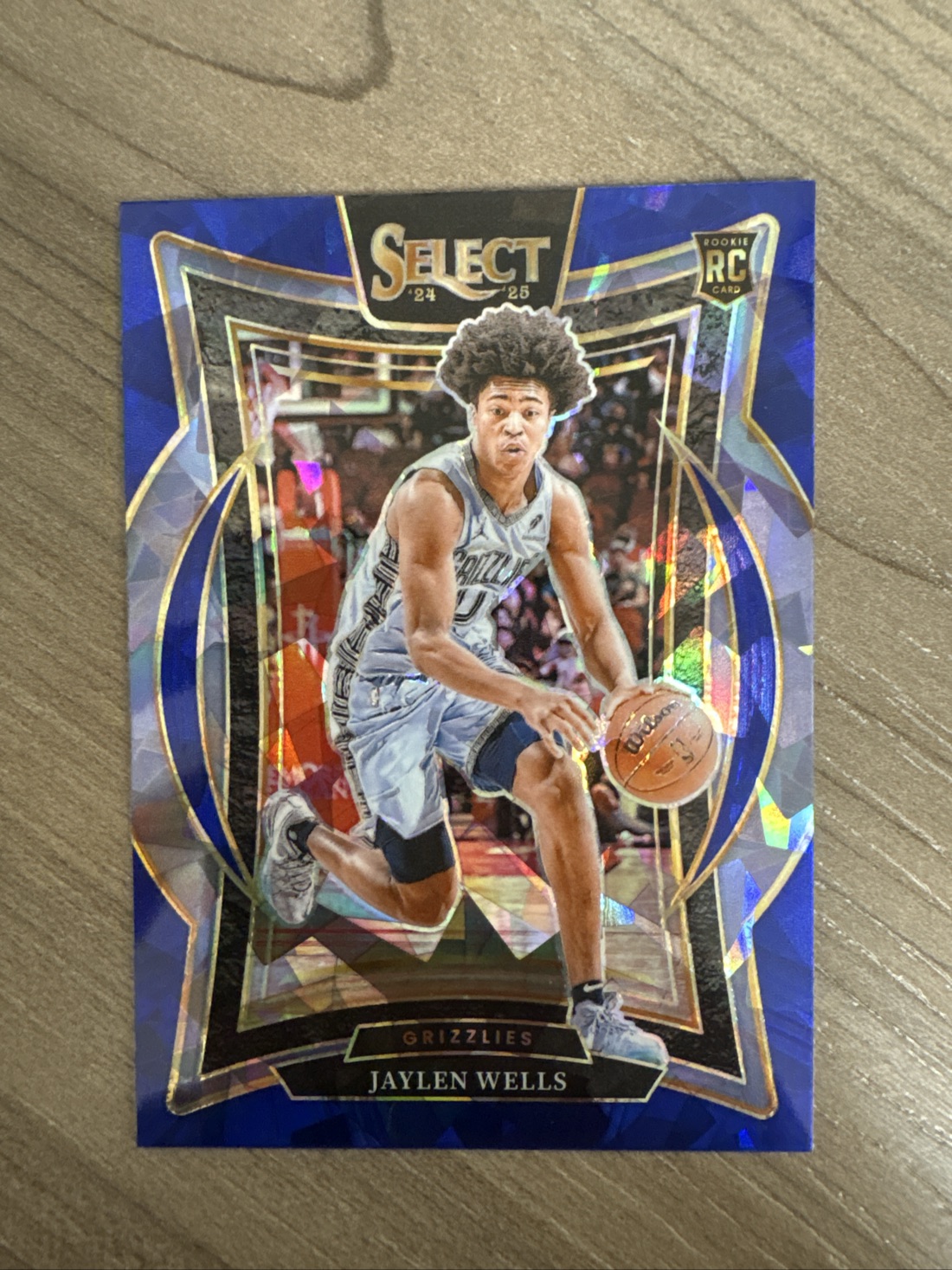 2024-25 Panini Select Jaylen Wells #79 Concourse Blue Cracked Ice Prizm RC